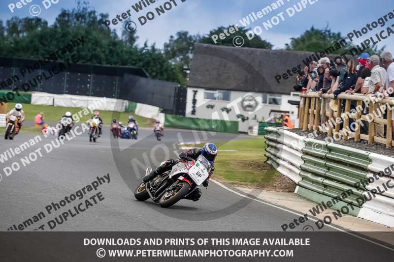 Vintage motorcycle club;eventdigitalimages;mallory park;mallory park trackday photographs;no limits trackdays;peter wileman photography;trackday digital images;trackday photos;vmcc festival 1000 bikes photographs